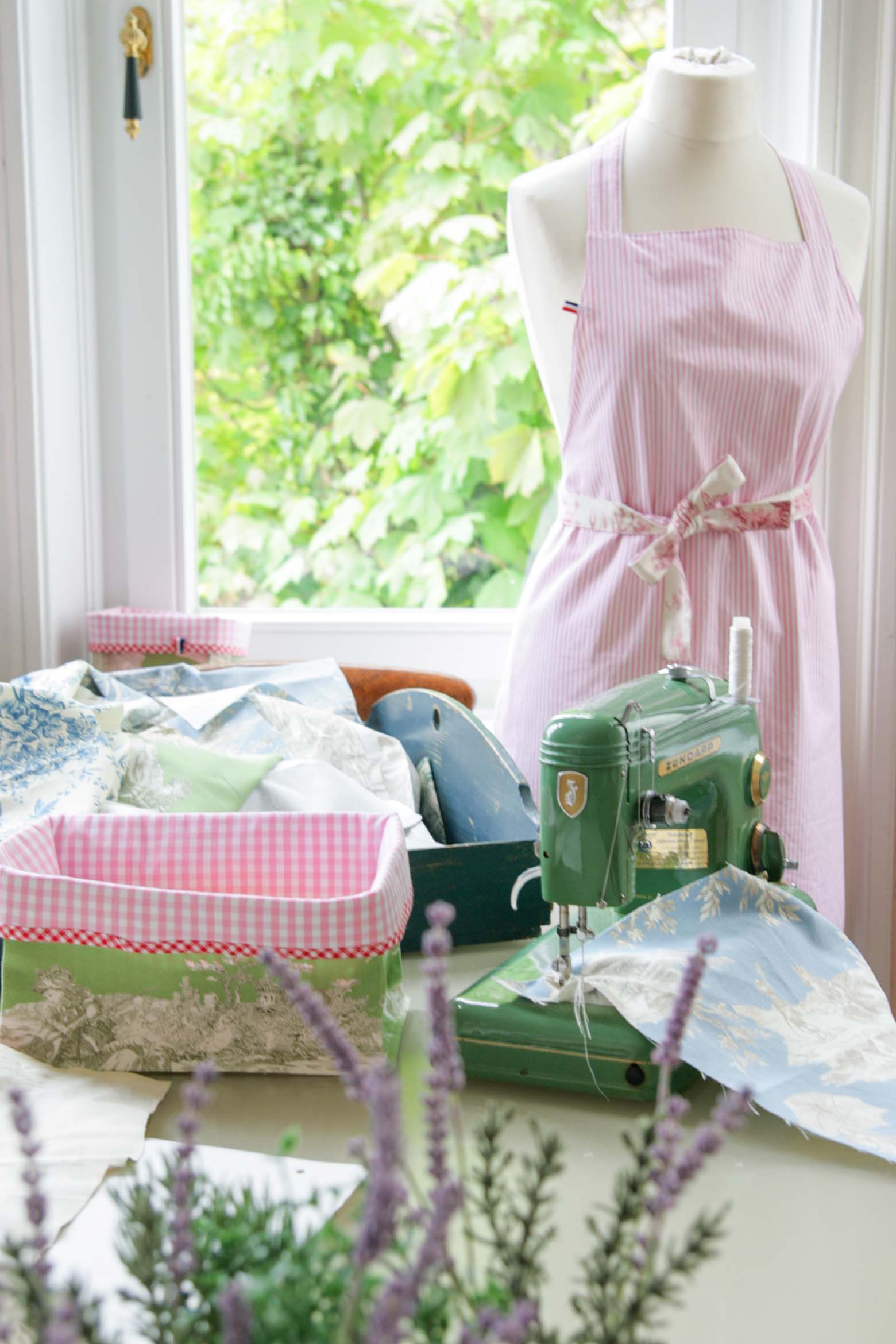Linodi The French Livingstore Toile-de-Jouy Stoffe