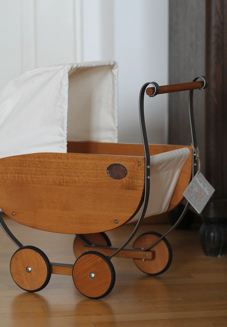 Unser wunderschöner Puppenwagen von Moulin Roty