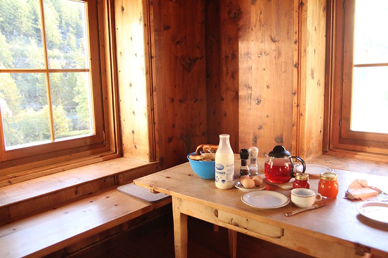 Frühstück in der Alpin-Lodge Josephus im Schnalstal