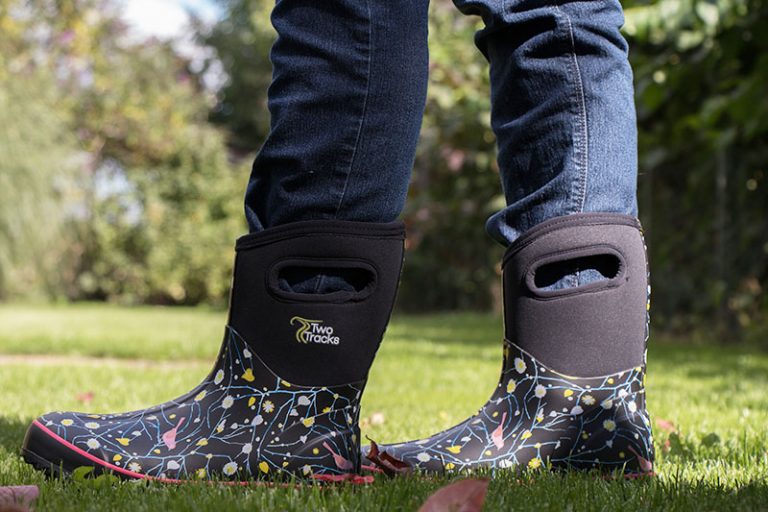 Two Tracks Neoprenstiefel für Spaziergänge mit Hund LadyBlog