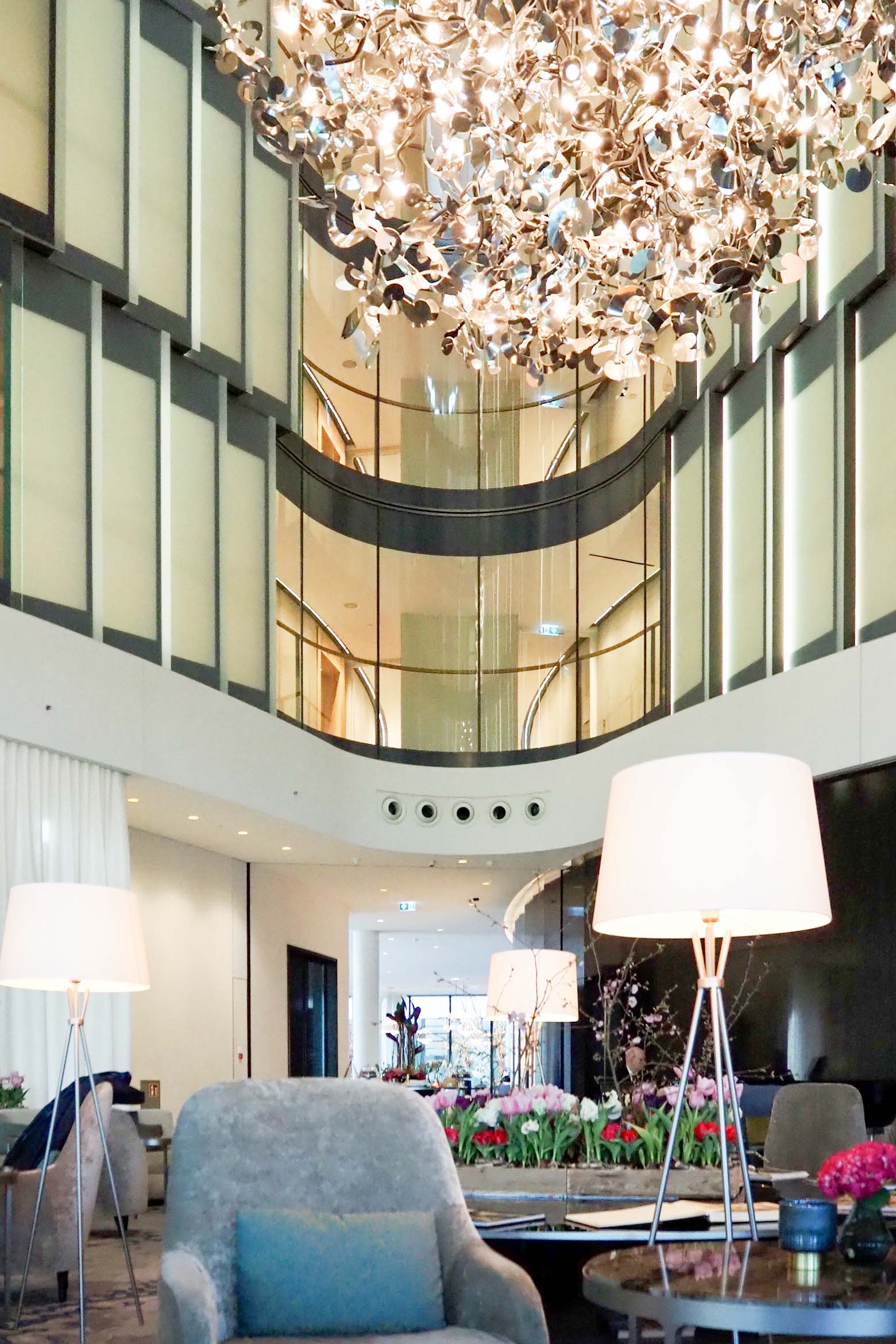 The Fontenay: Afternoon Tea in der Atrium Lounge