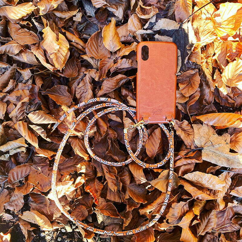 Iphone-Case und Chain von byMi