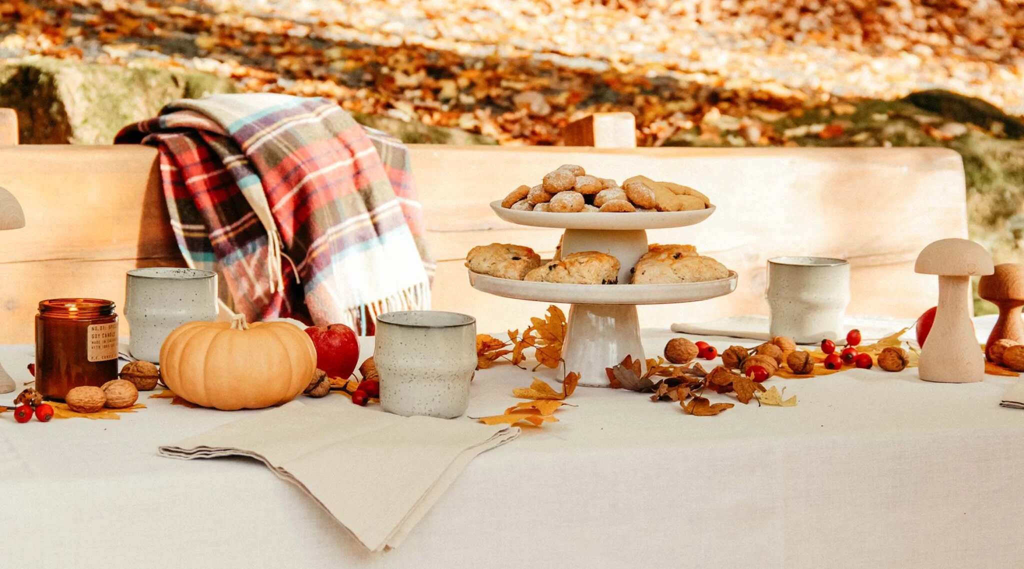 Herbstliche Tea Time mit Kürbis-Shortbread & Orangen-Scones