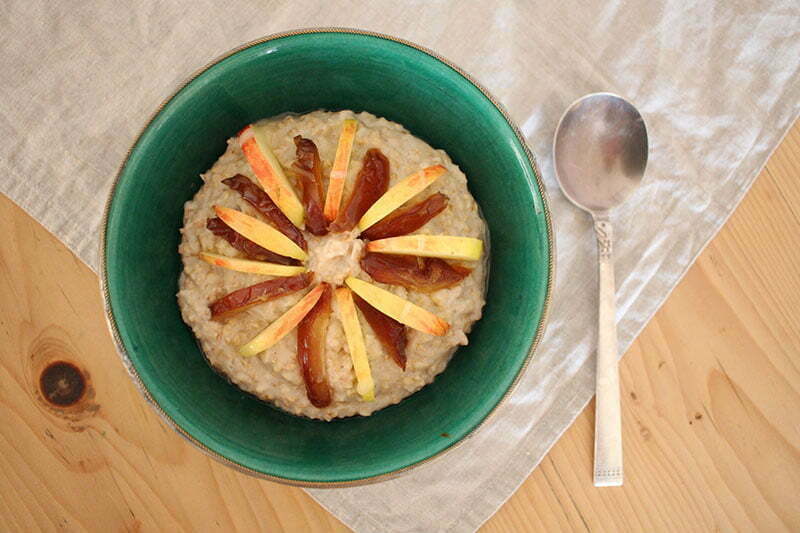 Vegane Frühstücksideen: Porridge mit Cashewmus