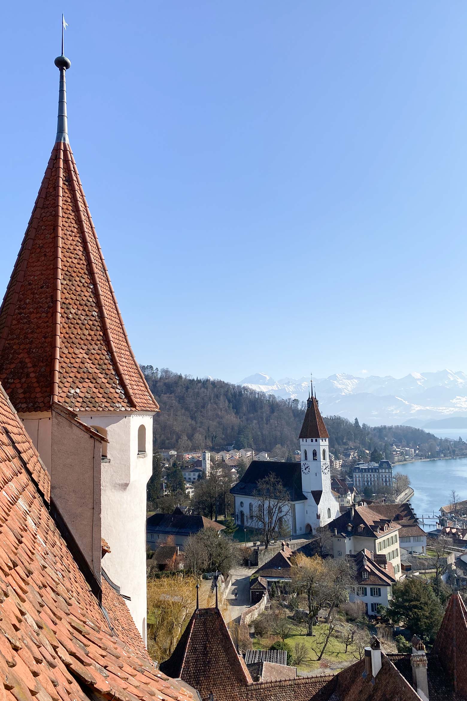 Die schönsten Schlösser rund um den Thunersee in der Schweiz
