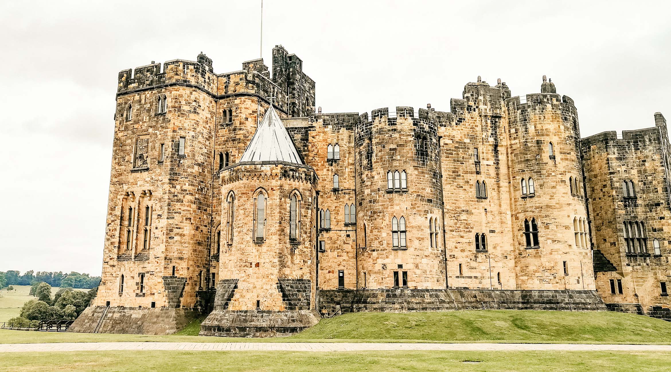 Alnwick Castle: Zuhause von Harry Potter & Downton Abbey