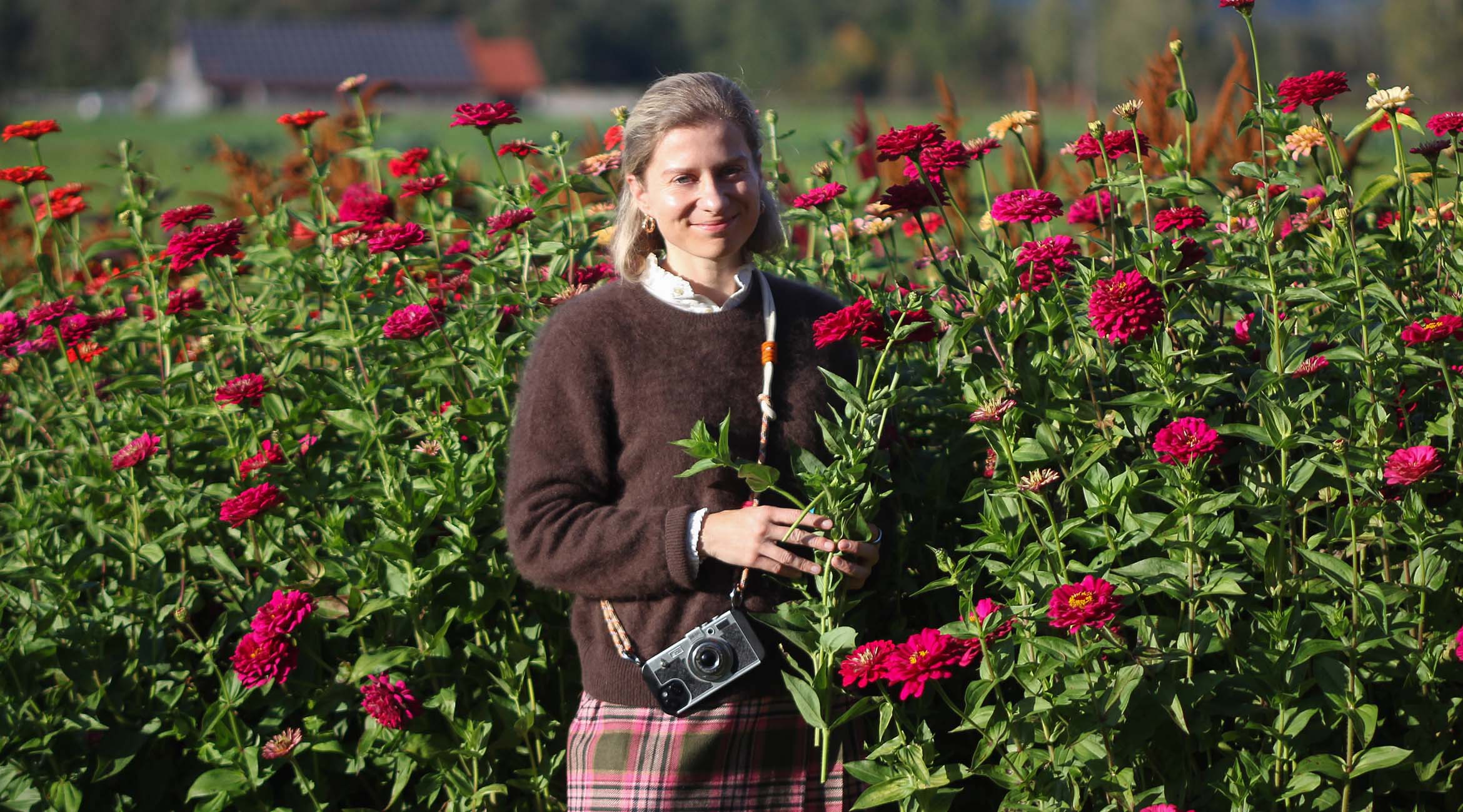 Outfitpost: Schokobraun trifft Pink & Tartan